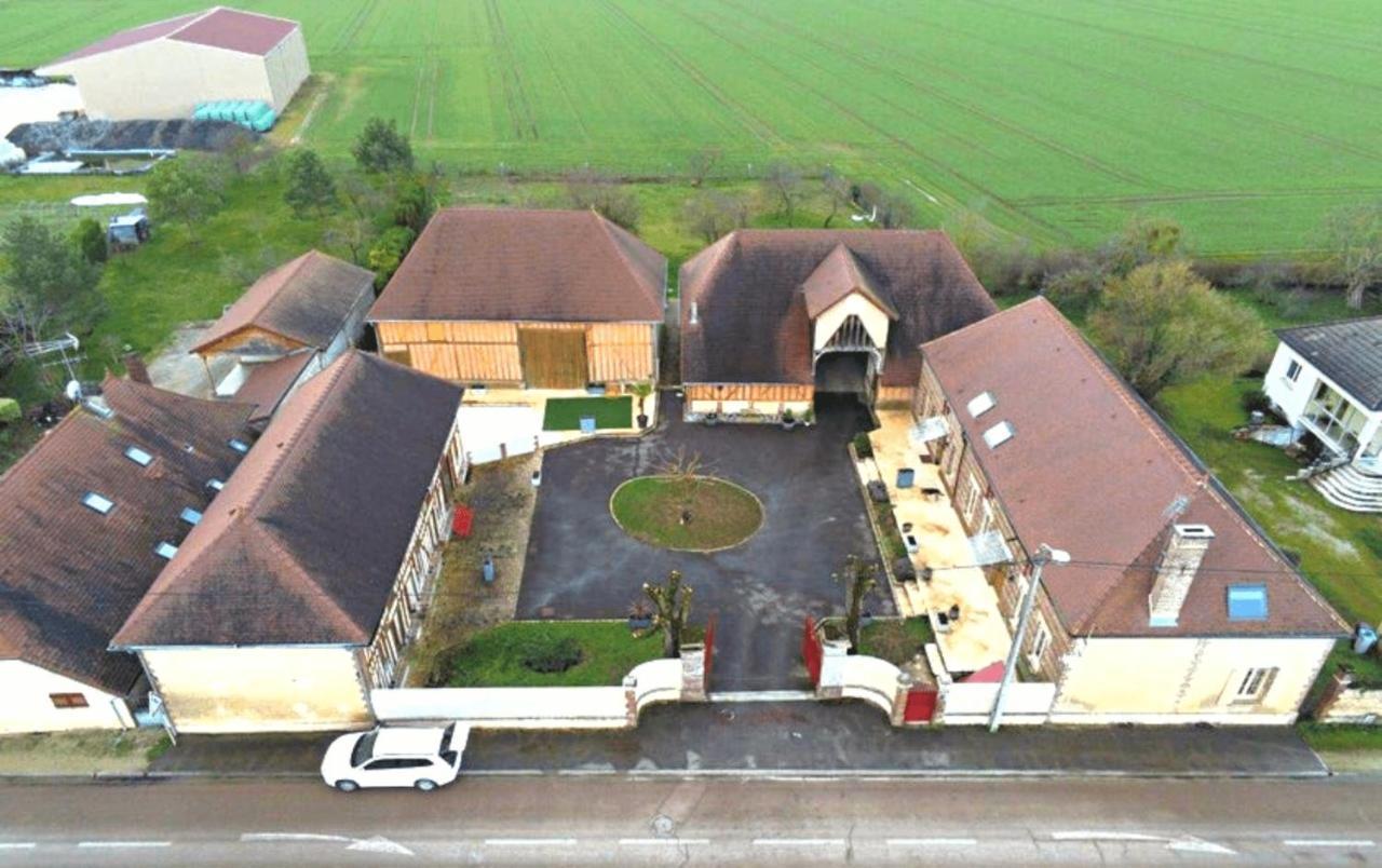 Studio Confortable, Parking Et Jardin Buchères Eksteriør bilde