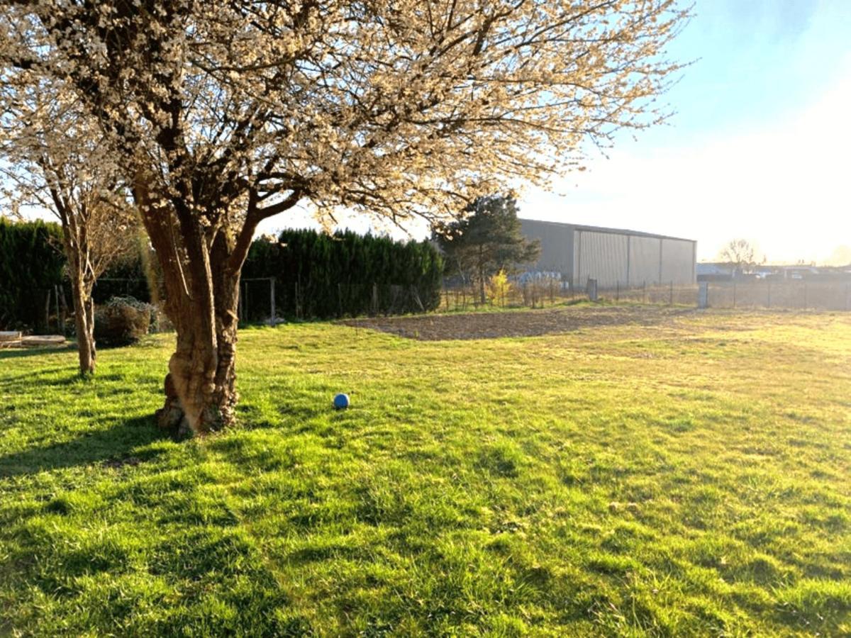 Studio Confortable, Parking Et Jardin Buchères Eksteriør bilde